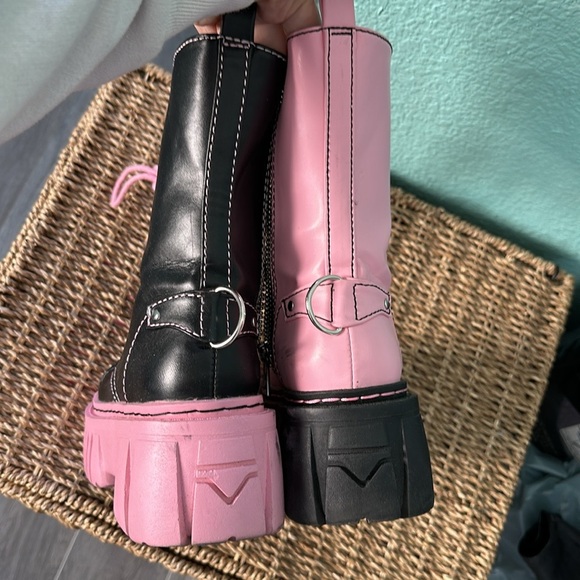 Dolls Kill Current Mood Devil Games Mismatched Combat Boots 5 preowned - Picture 8 of 16